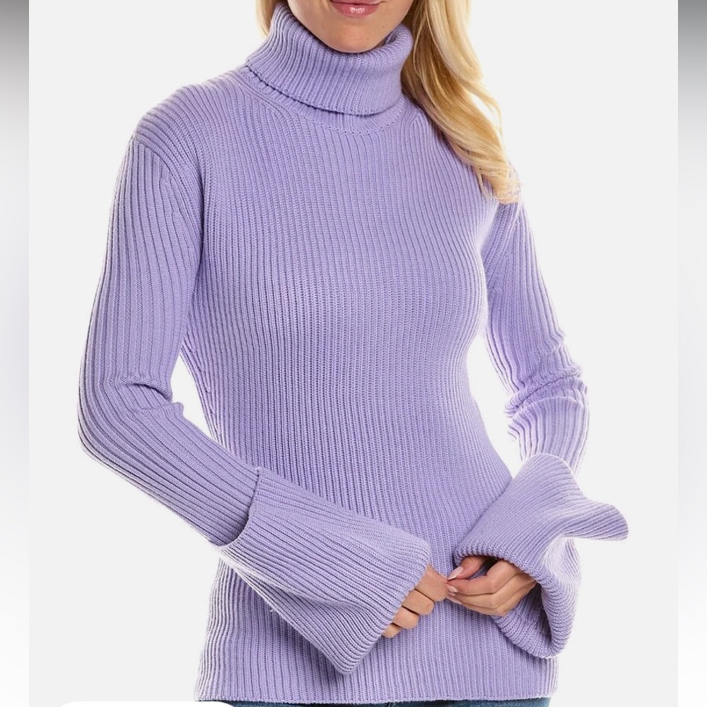 St. John. Ribbed Wool Sweater.
